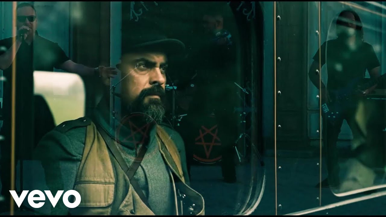 Miniatura del videoclip Miedo de CÁBALA